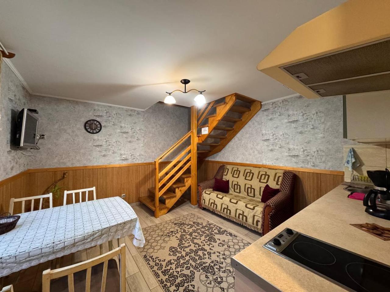 Zelena Sadyba Bila Stavka Apartment